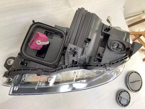Farol Xenon Mercedes W204 C180 C63 Amg 2011 13 2014 Esquerdo