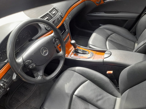 Imagen 11 de 14 de Mercedes Benz E200k