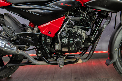 Bajaj Discover 150 2016