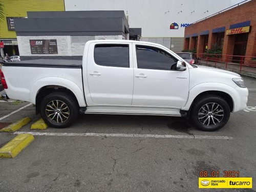 Toyota 2.7 Hilux