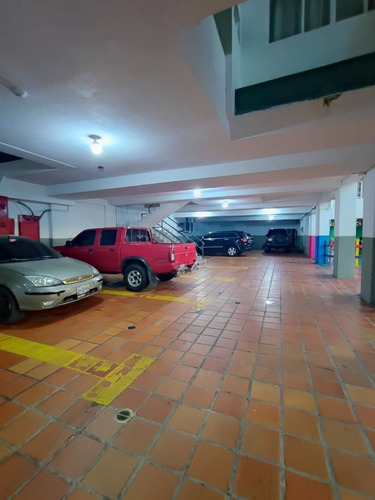 Imagen 9 de 27 de Venta. Hotel. Casa. Local Comercial. San Cristóbal