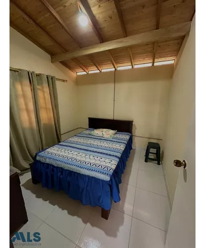 Zona Verde Y Espacio Para En Futuro Construir Pisc...(mls#248454)