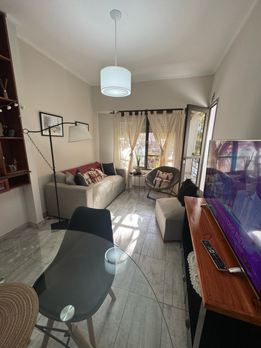 Departamento De Un Dormitorio En Alquiler - 45 Entre 12 Y 13 La Plata