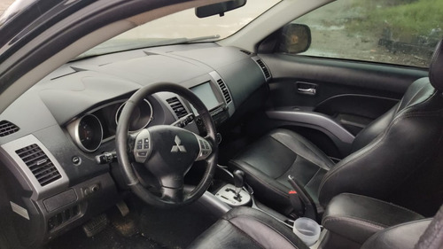 Imagem 5 de 6 de Mitsubishi Outlander 2.4 2011