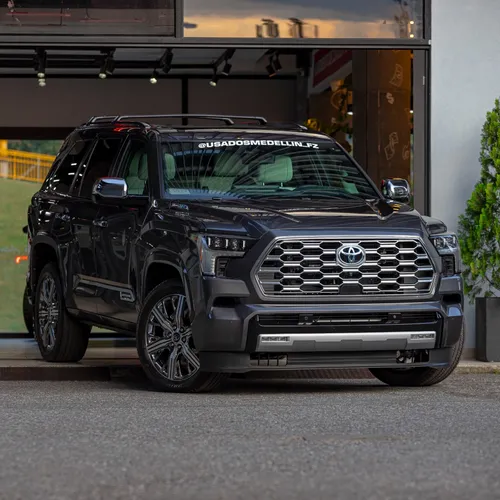 Toyota Sequoia Capstone 3.5