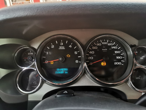 Silverado 2007 Pit -up 4x2 Lt Motor 5.3 Roja