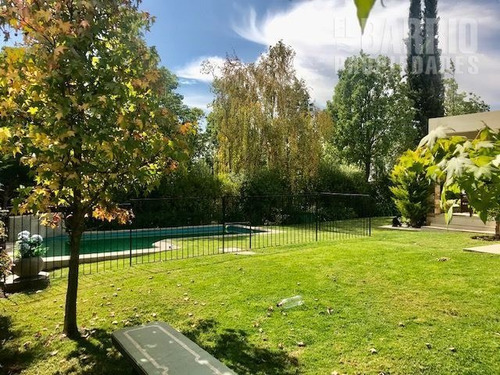 Imagen 7 de 24 de Casa En Venta De 5 Dorm. En Chicureo