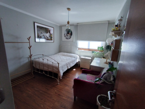 Venta, Excelente Depto A Pasos De Manquehue 4d / 4b