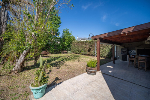 Casa En Venta 6 Ambientes En Tigre, En Barrio Los Ceibos