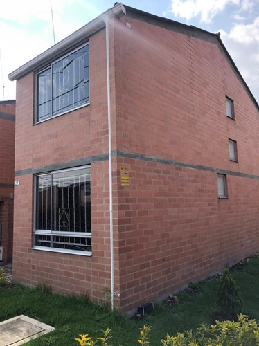 Se Vende Casa Madrid Sector La Finca 1101