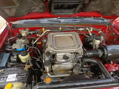 Nissan Frontier 2.5 Std D22 4x2