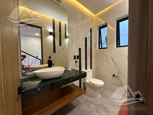 Casa Nueva En Venta En Via Cumbres Cancun