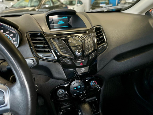 Ford Fiesta Sedan 1.6 16v Titanium Flex Powershift 4p