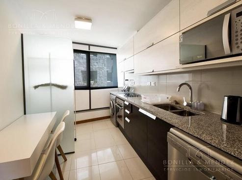 Primera Fila De La Brava, Edificio Blue Bird, 3 Suites, Toilette, Dependencia, 2 Garages