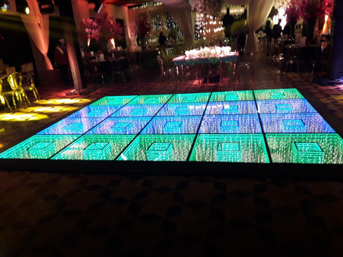 Imagem 3 de 5 de Locação Pista De Led Infinity 3d Com Paris 4x4