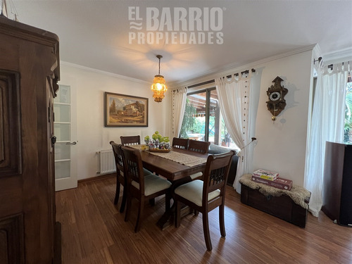 Casa En Venta De 3 Dorm. En Colina