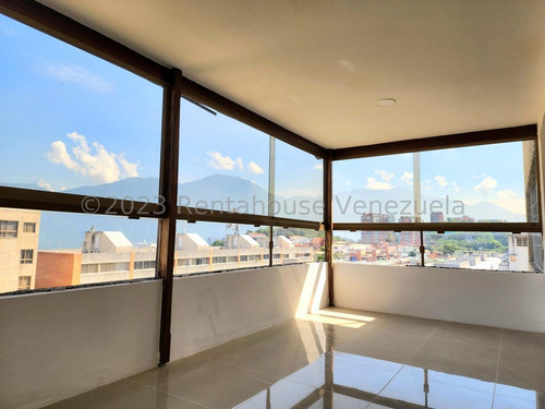 Apartamento Penthouse Dúplex Remodelado 295 M² 4h, 7b, 3p, Residencia Geminis En Calle Cerrada En Venta En Los Samanes Avenida 3 Caracas