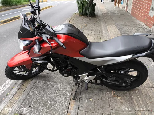 Modelo Dlx, Único Dueño