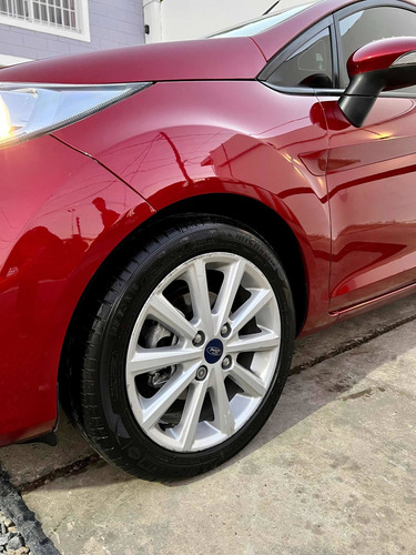 Imagen 19 de 21 de Ford Fiesta Kinetic Design 2018 1.6 Se 120cv