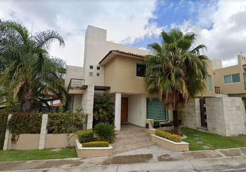 Magnifica Casa En Venta En Cumbres  Del Lago Juriquilla, Oportunidad De Remate Bancrio