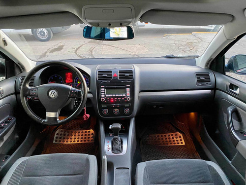 Imagen 9 de 14 de Volkswagen Vento 1.9 I Advance Dsg 2009