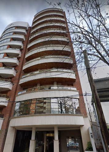 Departamento En Venta - 2 Dormitorios 1 Baño 1 Cochera - 76mts2 - La Plata