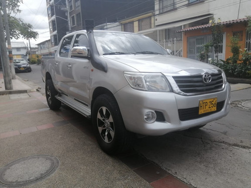 Toyota Hilux 2.500 Cc 4x4