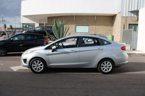 Imagen 3 de 9 de Ford Fiesta 2013 1.6 Se 5vel Sedan Mt