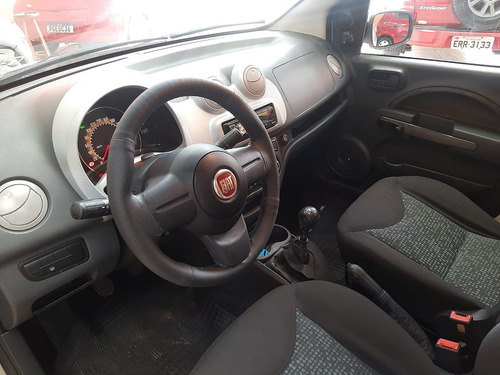 Fiat Uno 1.4 Attractive Flex 5p