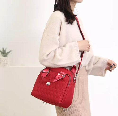 Imagen 4 de 4 de Bolsa Mochila Mujer Crossbody Mariconera Impermeable Viaje