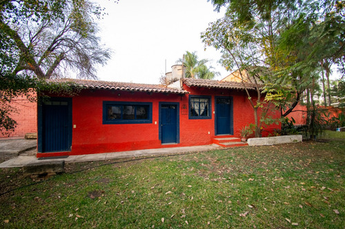 Espectacular Quinta En Jardines De La Calera