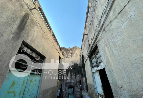 Predio En Venta En El Centro Historico Con Amplio Uso De Suelo