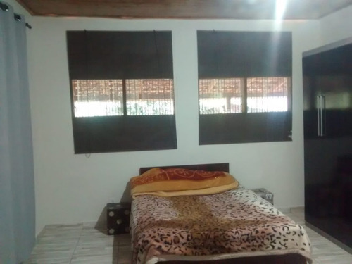 Chácara No Bairro Nogueira Em Aiuruoca Mg, Perto De Alagoa , Lugar De Lindas Cachoeiras, Casa Com 03 Quartos, Terreno Com 2.000 M2. - 330