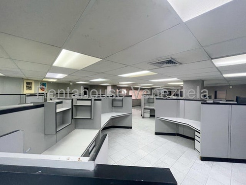 Venta Oficina En Zona Industrial De La Urbina 800 M2 Con Ascensor De Carga