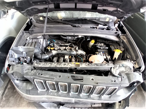 Imagen 8 de 11 de Jeep Renegade 1.8 L Sport 5p 2018