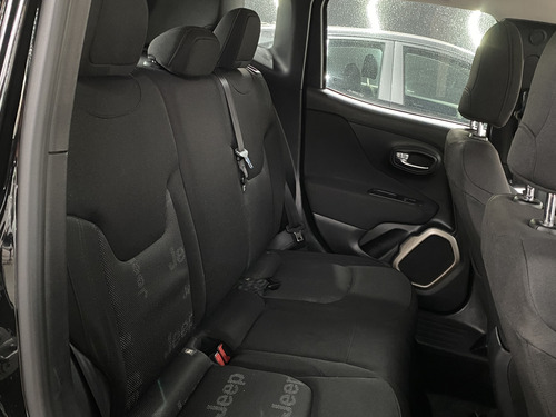 Jeep Renegade 1.8 Flex Aut. 5p
