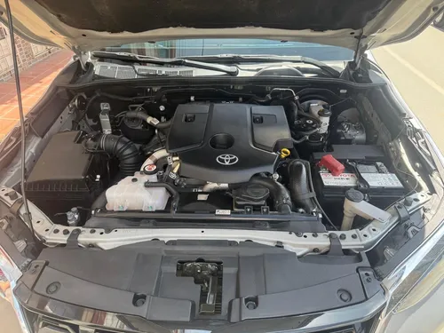 Toyota Fortuner Srv