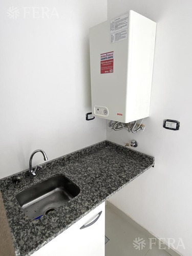 Imagen 14 de 25 de Venta De Departamento Tipo Casa Ph De 3 Ambientes Con Patio, Quincho Y Cochera En Villa Dominico (30140)