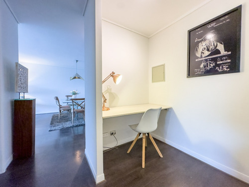 Piso Alto, 2 Dorms + Escritorio, Vista Y Full Amoblado