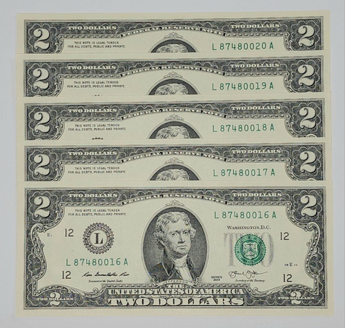 5 Billetes De 2 Dólares De Estados Unidos