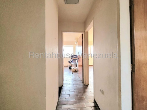 Estefani Salon Vende Apartamento Duplex En Nueva Segovia-lara-25-17768