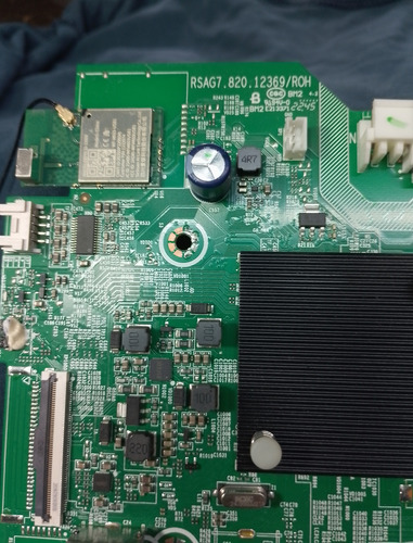Main Hisense Recuperada De Pantalla Display Roto (Usado)