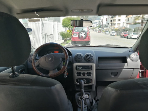 Renault Logan 2011