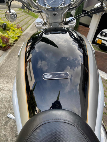 Harley Davidson V-rod 100 Años