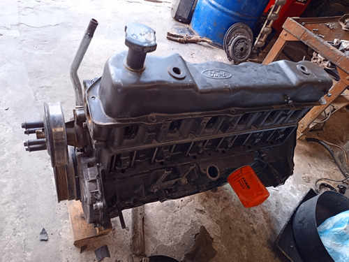 Ford F-100 4.9i