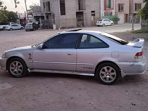 Honda Civic Ex-r Coupe 5vel Mt