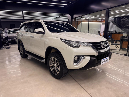 Toyota Hilux SW4 SW4 SRX 4x4 2.8 TDI 16V Dies. Aut.