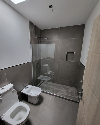 Imagen 20 de 24 de Cañuelas Chico, Duplex En Venta De 3 Dormitorios Con Escritorio, Cochera Doble