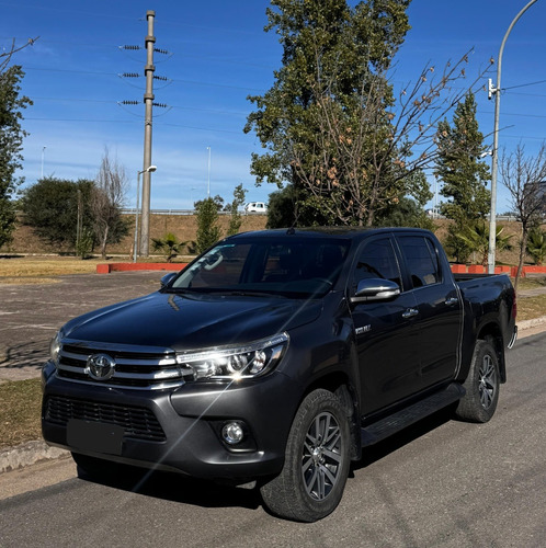 Toyota Hilux 2.8 srx