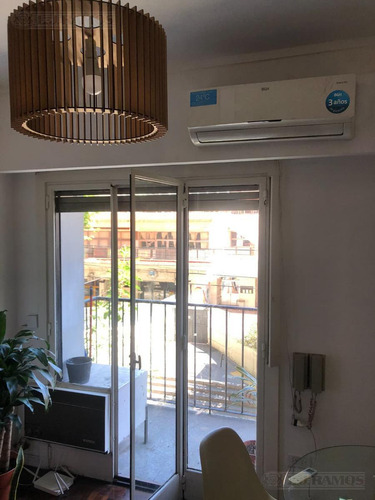 Moniambiente Amoblado Con Balcon $500